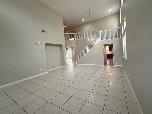 10324 Almanor Cir, Stockton, CA 95219