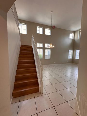 10324 Almanor Cir, Stockton, CA 95219