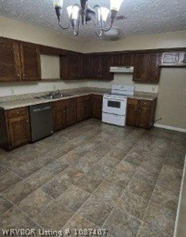 26 Aberdeen Court, Fort Smith, AR 72908