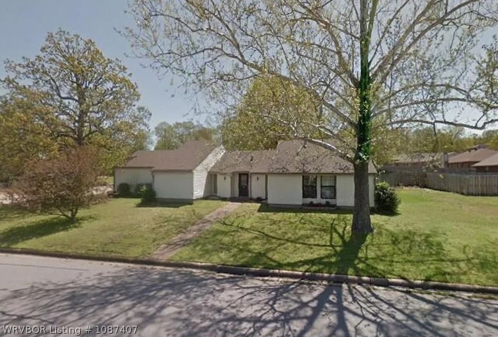 26 Aberdeen Court, Fort Smith, AR 72908