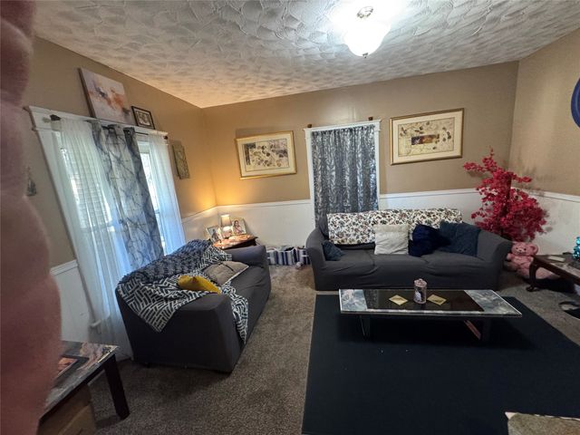 222 POPLAR Street, Erie, PA 16507