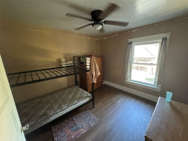 222 POPLAR Street, Erie, PA 16507