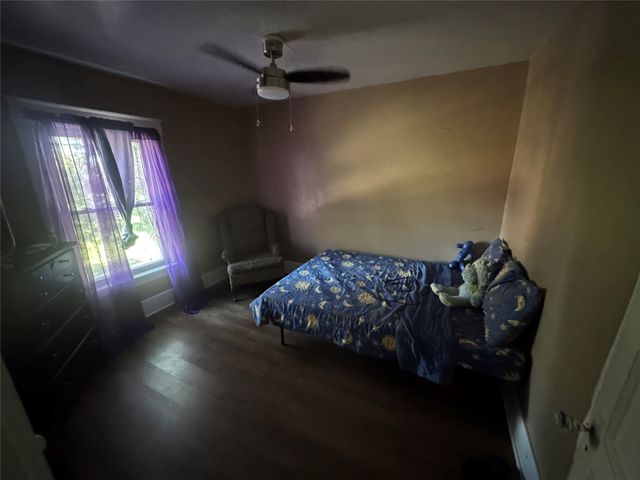 222 POPLAR Street, Erie, PA 16507
