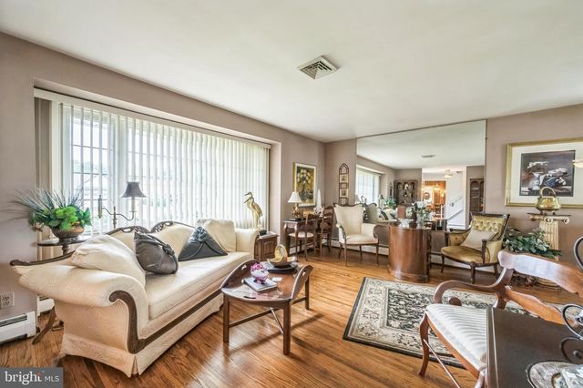 516 S OLDS BLVD, Fairless Hills, PA 19030