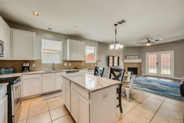 2925 Clear Creek Drive, Rockwall, TX 75032