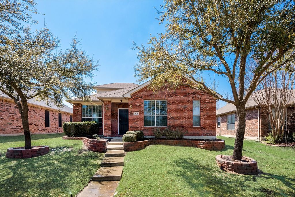 2925 Clear Creek Drive, Rockwall, TX 75032