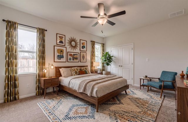 1064 Esplanade PKWY, San Marcos, TX 78666