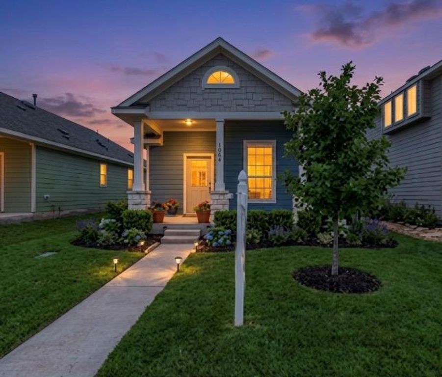 1064 Esplanade PKWY, San Marcos, TX 78666