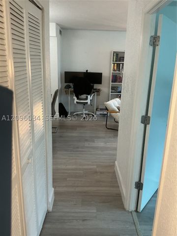 7501 E Treasure Dr 2L, North Bay Village, FL 33141