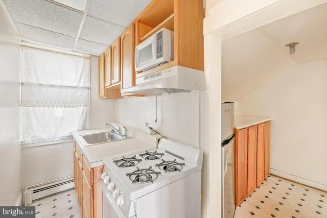 3811 WOODBINE AVE, Baltimore, MD 21207