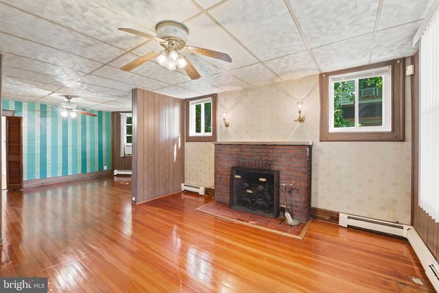 3811 WOODBINE AVE, Baltimore, MD 21207
