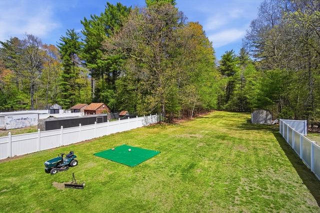 179 Cabinet St, Springfield, MA 01129