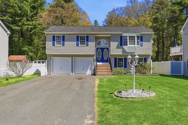 179 Cabinet St, Springfield, MA 01129