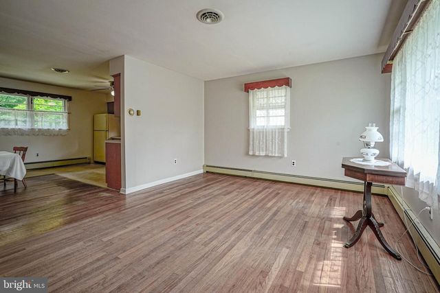 70 WALNUT ST, Mount Holly, NJ 08060
