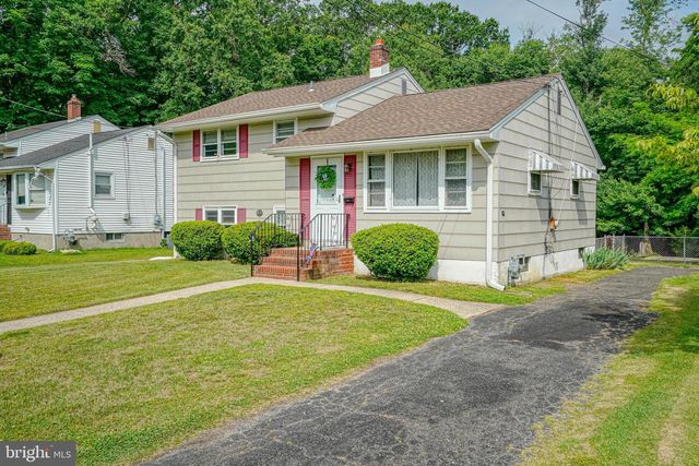 70 WALNUT ST, Mount Holly, NJ 08060