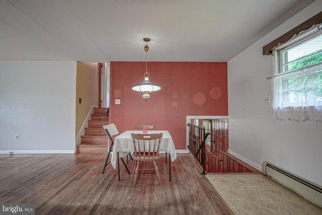 70 WALNUT ST, Mount Holly, NJ 08060