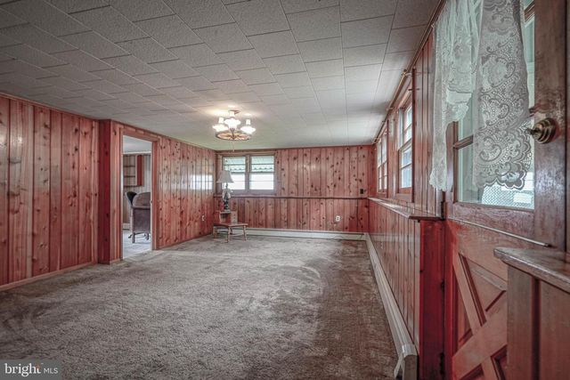 70 WALNUT ST, Mount Holly, NJ 08060