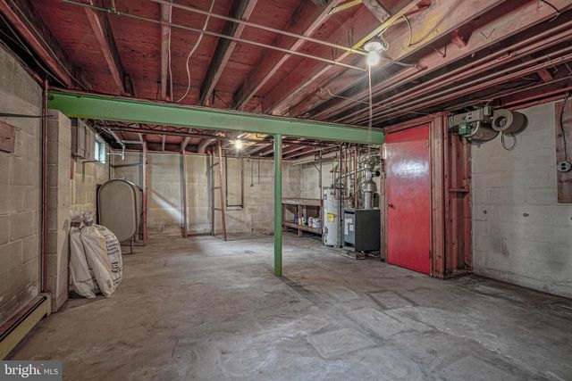 70 WALNUT ST, Mount Holly, NJ 08060