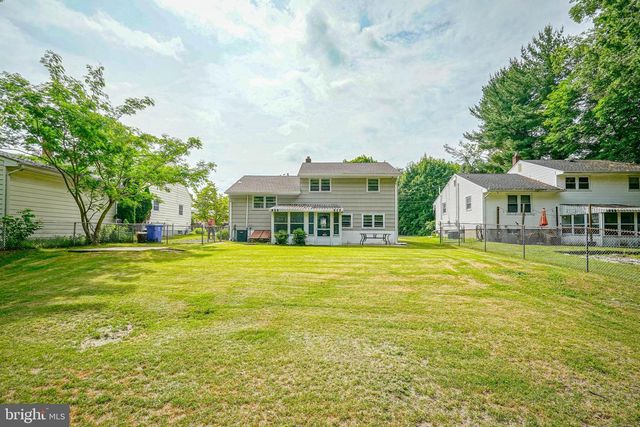 70 WALNUT ST, Mount Holly, NJ 08060