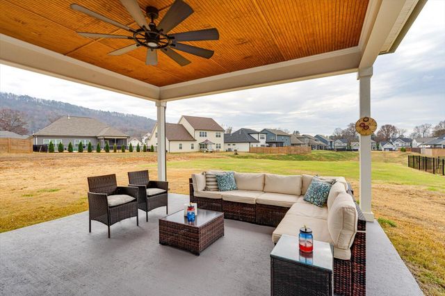 2654 Blue Skies Drive Drive, Ooltewah, TN 37363