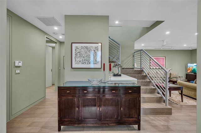 1200 NE 2nd Street, Fort Lauderdale, FL 33301