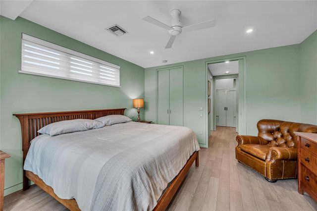 1200 NE 2nd Street, Fort Lauderdale, FL 33301