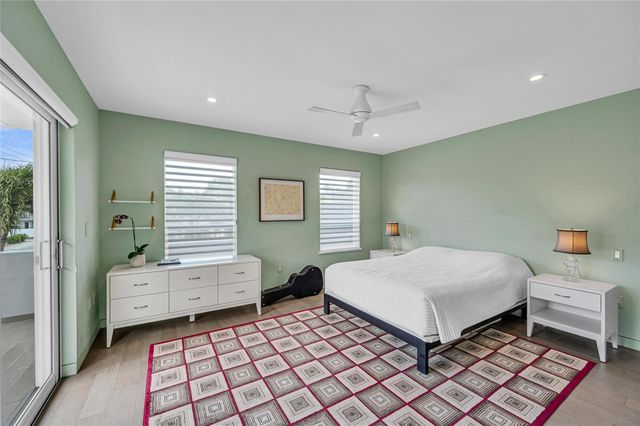 1200 NE 2nd Street, Fort Lauderdale, FL 33301