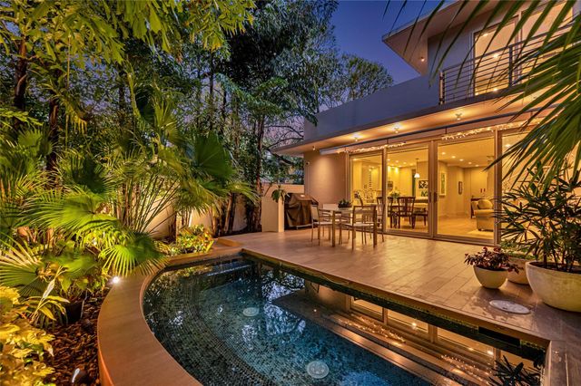 1200 NE 2nd Street, Fort Lauderdale, FL 33301