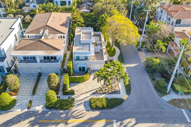 1200 NE 2nd Street, Fort Lauderdale, FL 33301