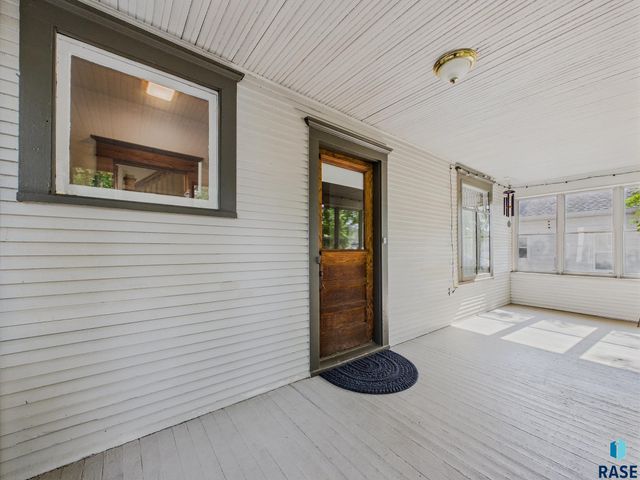318 W 19th St, Sioux Falls, SD 57105