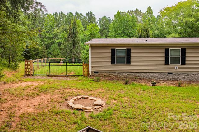 1496 Rock Spring Road, Mill Spring, NC 28756