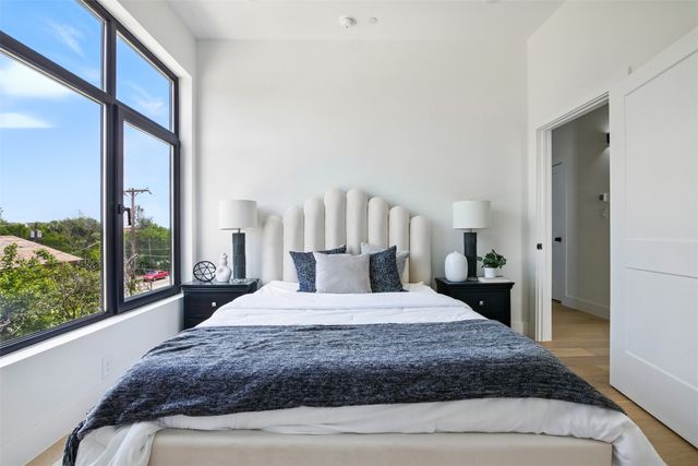 430 E 8th 106, Dallas, TX 75203