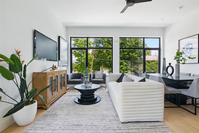 430 E 8th 106, Dallas, TX 75203