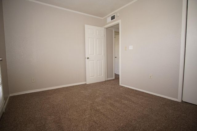 2520 San Jose Avenue 8C, El Paso, TX 79930