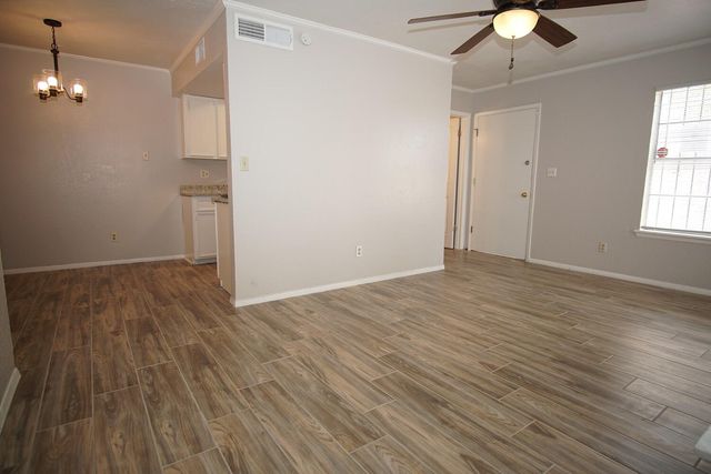 2520 San Jose Avenue 8C, El Paso, TX 79930