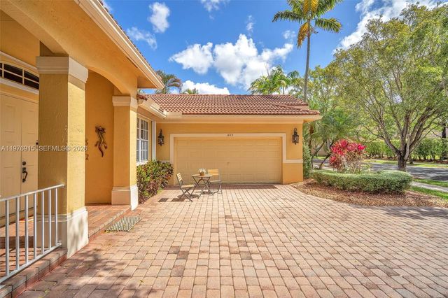 1435 Cardinal Way, Weston, FL 33327