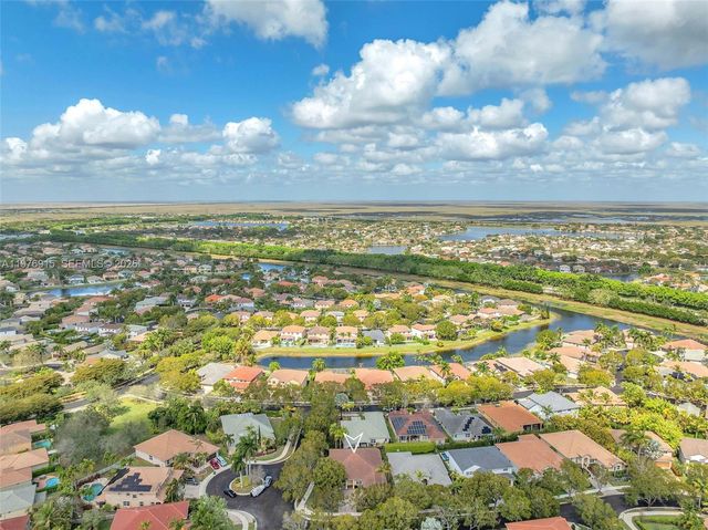 1435 Cardinal Way, Weston, FL 33327