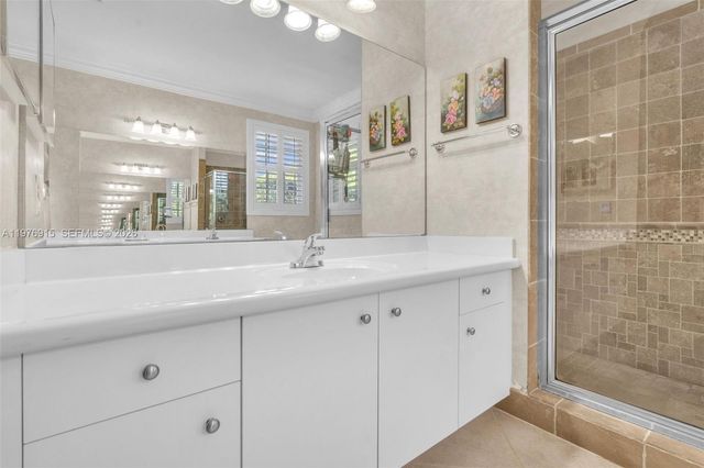 1435 Cardinal Way, Weston, FL 33327