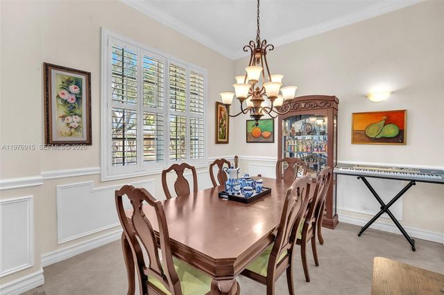 1435 Cardinal Way, Weston, FL 33327