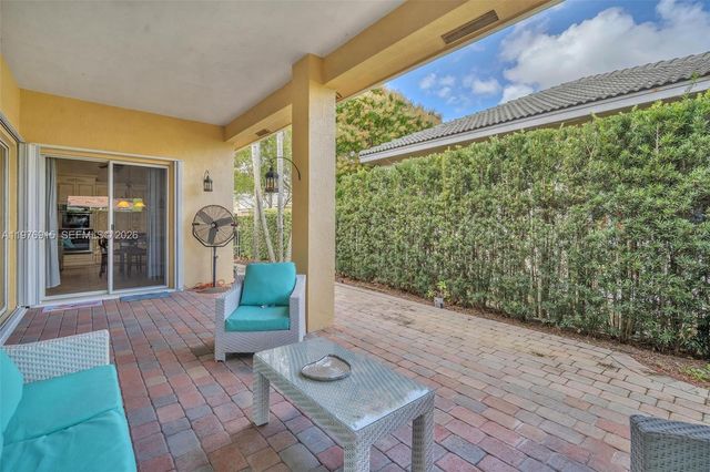 1435 Cardinal Way, Weston, FL 33327