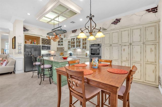 1435 Cardinal Way, Weston, FL 33327