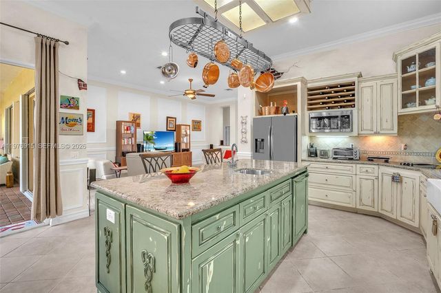 1435 Cardinal Way, Weston, FL 33327