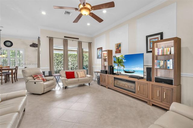 1435 Cardinal Way, Weston, FL 33327