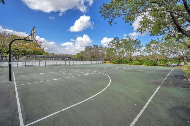 1435 Cardinal Way, Weston, FL 33327