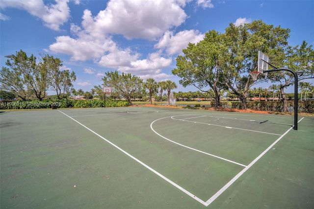 1435 Cardinal Way, Weston, FL 33327