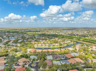 1435 Cardinal Way, Weston, FL 33327