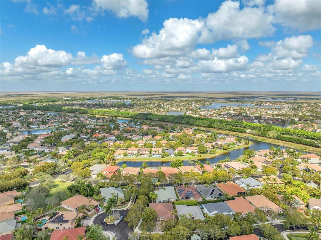 1435 Cardinal Way, Weston, FL 33327