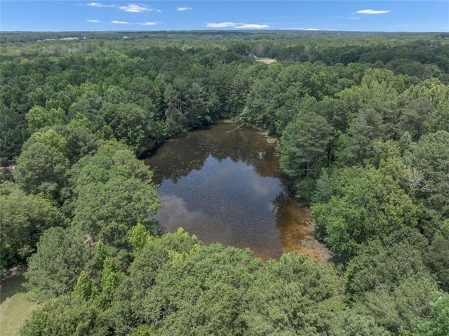 4425 Grove Lake Court, Loganville, GA 30052