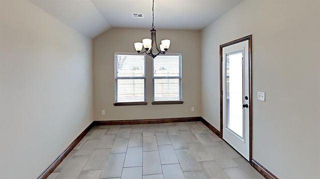 10529 NW 41st Street, Yukon, OK 73099