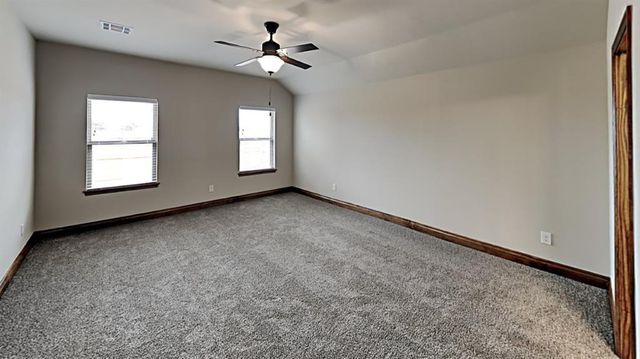10529 NW 41st Street, Yukon, OK 73099